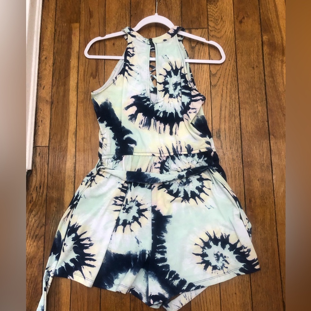 Romper - Picture 14 of 16